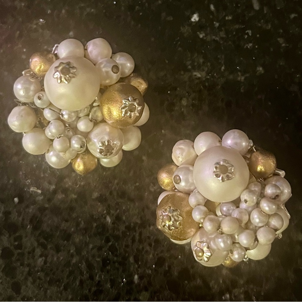 Elegant Vintage Pearl and Gold Cluster Clip On Earrings - stamped “Japan” - EUC